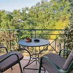Tsertos Aparthotel