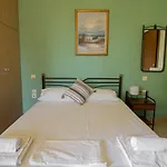 茨厄托斯公寓 3*
