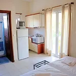 Tsertos Aparthotel
