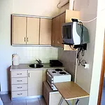 Tsertos Aparthotel Kamena Vourla