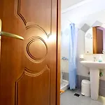 Aparthotel Tsertos
