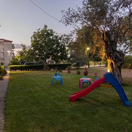 Tsertos Aparthotel 3*