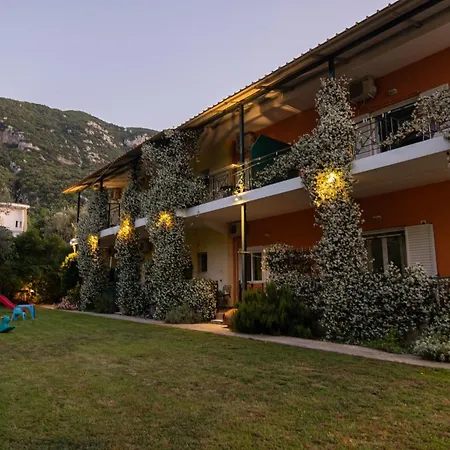 Tsertos Apart Otel Kamena Vourla