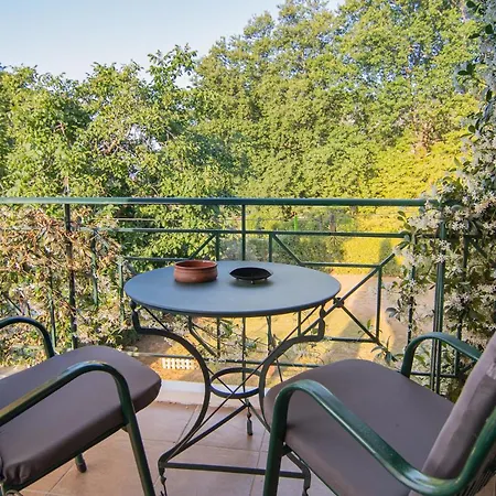 Tsertos Lägenhetshotell