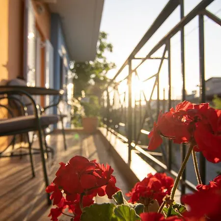 Tsertos Apartahotel
