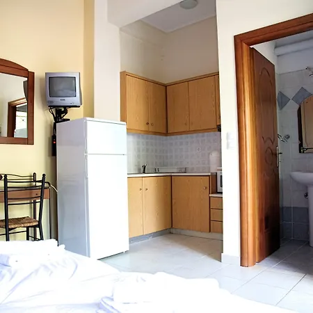 Tsertos Apart Otel Kamena Vourla