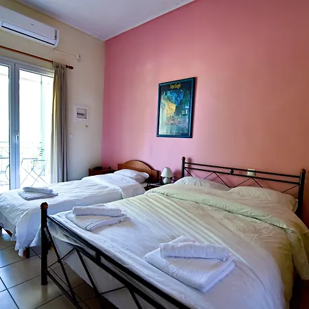 Tsertos Kamena Vourla