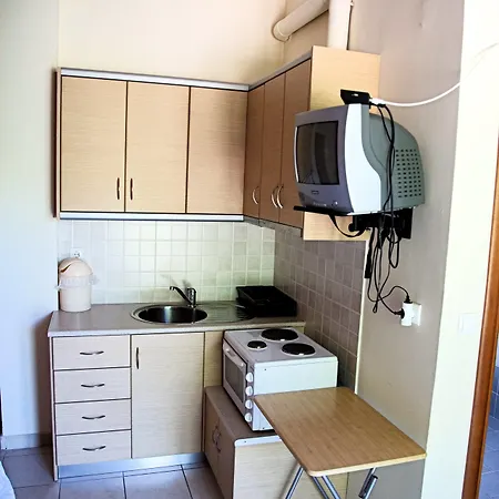 Tsertos Apart Otel Kamena Vourla