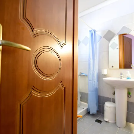 Aparthotel Tsertos