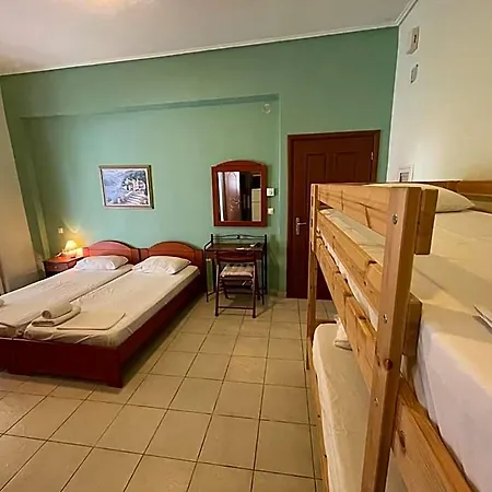 Aparthotel Tsertos 3*