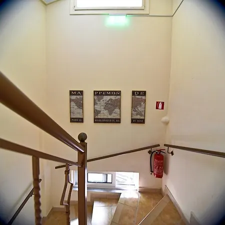 Tsertos Kamena Vourla